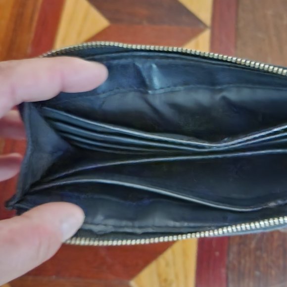 Coach F48091 Ashley Black Signature Zippy Wristlet Wallet - Picture 14 of 14